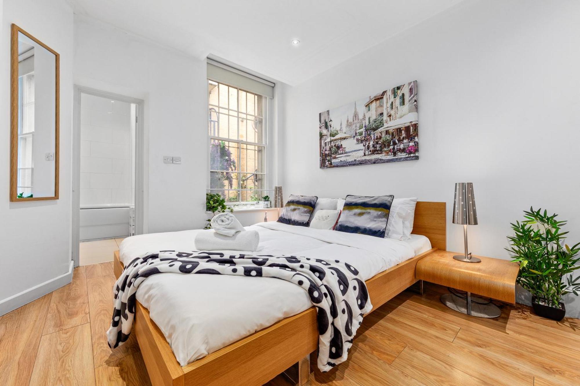 3-Bedroom Flat In London Sleeps 14 Hy1 Exteriör bild